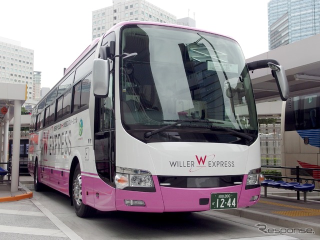 「成田シャトル」(WILLER車)