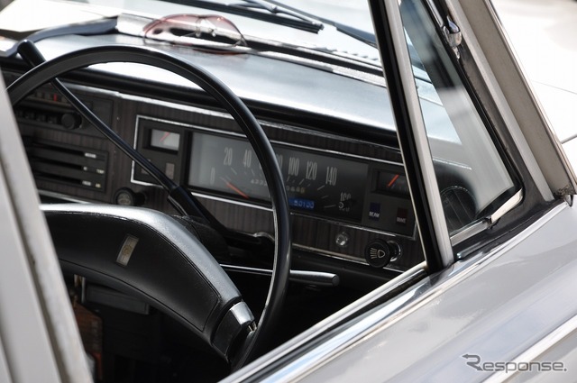 1968年 コロナ RT40