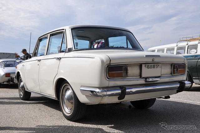 1968年 コロナ RT40