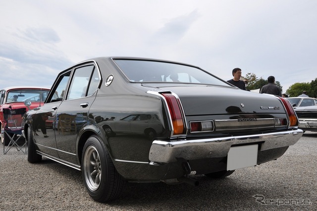1973年 カリーナ 1600 GT 4ドア