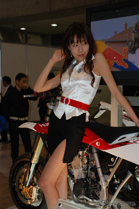 【東京モーターサイクルショー07】コンパニオン写真蔵…その3