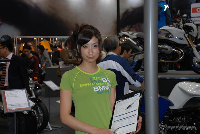 【東京モーターサイクルショー07】コンパニオン写真蔵…その5