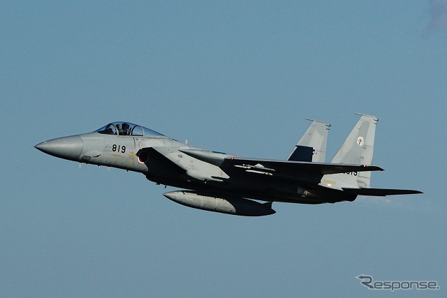 入間基地では騒音問題から戦闘機の機動飛行が行えない。