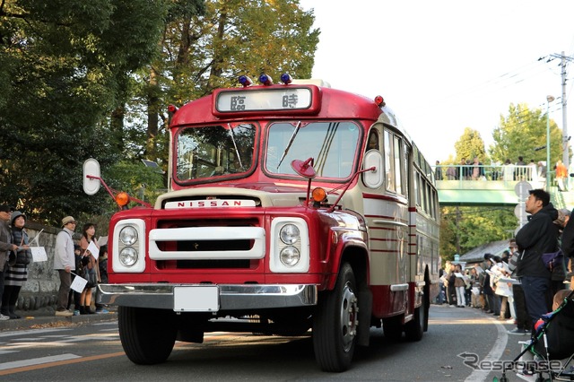 日産 U690型ボンネットバス