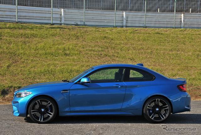 BMW M2クーペ