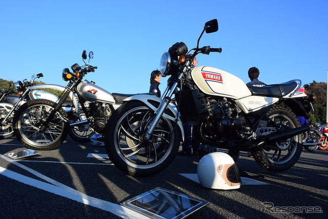 歴史車輌デモ走行見学会2016