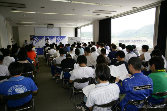 マツダスピードカップ セーフティ&スキルアップ講習会　5月27日から