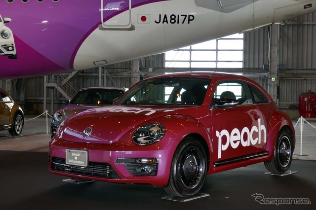 発表会後、関西空港内でランプカーとして運用される『#PinkBeetle』