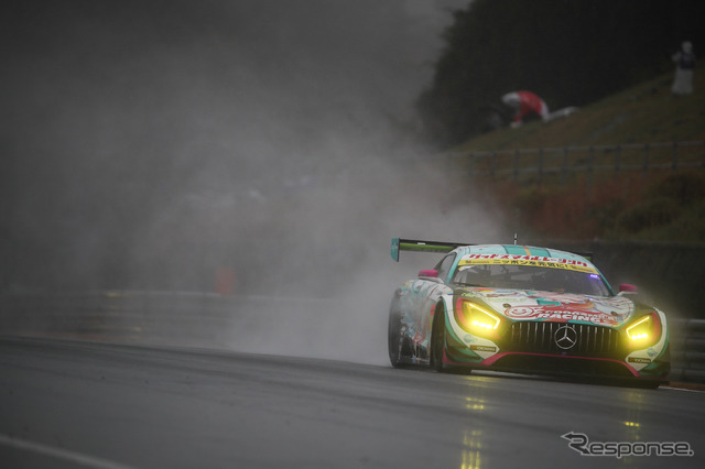 公式練習日の午後セッション、GT300のトップタイムだった#4 メルセデスAMG GT3。