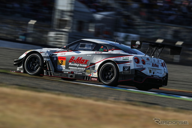 #3 GT-Rは13位。タイトル争いを考えると痛いノーポイントレースとなった。