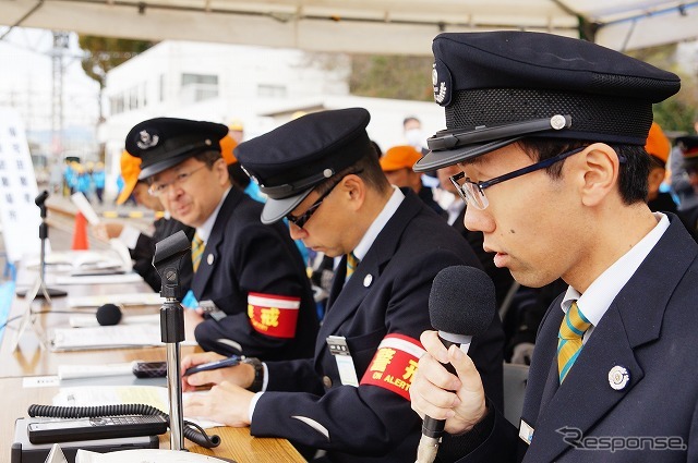 運転指令に事故の一報が伝達され、会社として事故発生を把握。ここから鉄道会社としての対応が本格的にスタートする。