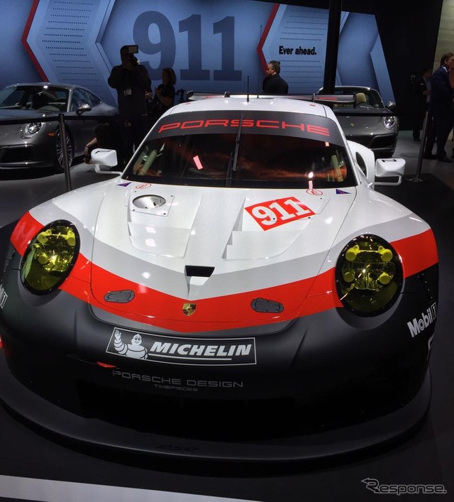ポルシェ 911 RSR 新型(ロサンゼルスモーターショー16)
