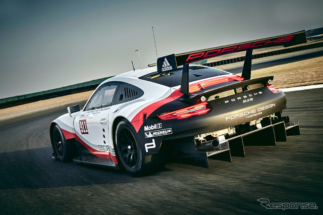 Porsche 911 RSR(MY2017)