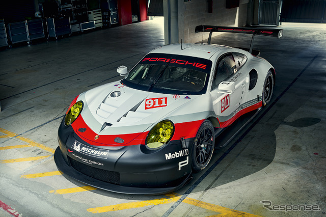 Porsche 911 RSR(MY2017)