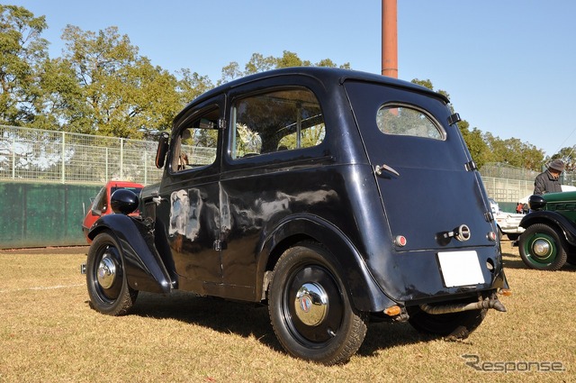1937年 ダットサン セダン