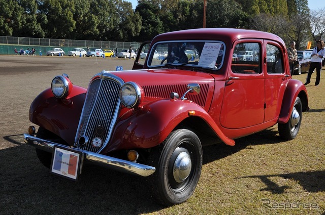 1950年 シトロエン 11CV レジェール