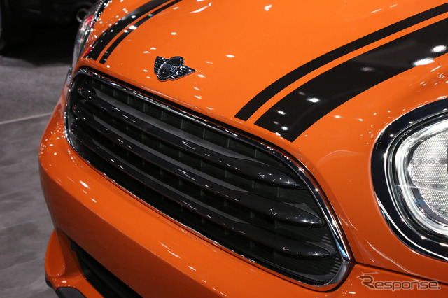 MINI クロスオーバー 新型(ロサンゼルスモーターショー16)