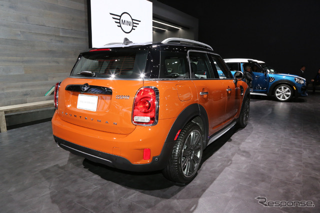 MINI クロスオーバー 新型(ロサンゼルスモーターショー16)