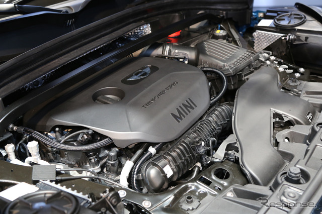 MINI クロスオーバー 新型(ロサンゼルスモーターショー16)