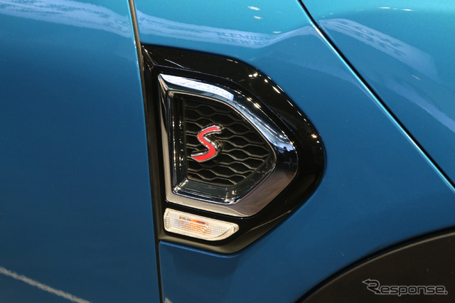 MINI クロスオーバー 新型(ロサンゼルスモーターショー16)