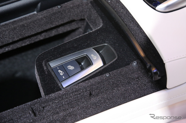 メルセデス マイバッハS 650カブリオレ(ロサンゼルスモーターショー16)