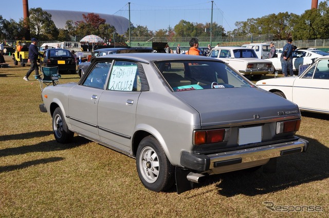 1978年 スバル レオーネ 4ドアセダン 1600 4WD