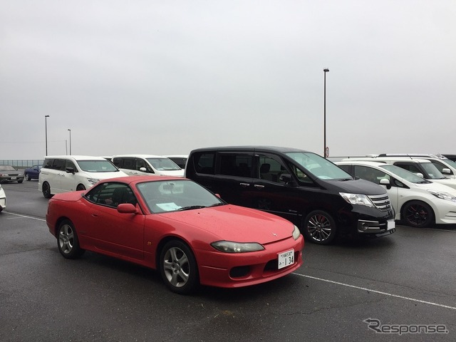 AOG湘南里帰りミーティング2016。今年は雨天進行で例年の車種ごとの駐車エリアは設けられなかった。しかし、オーテック車らしいバラエティの豊富さや、さりげなさが際立つ結果となった。