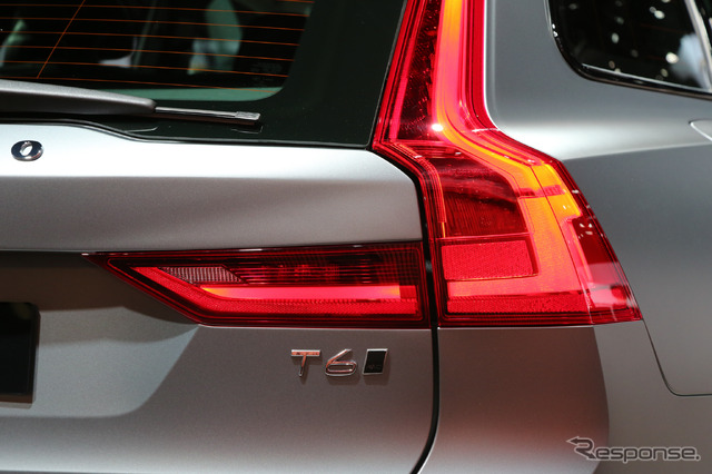 ボルボ V90クロスカントリー(ロサンゼルスモーターショー16)
