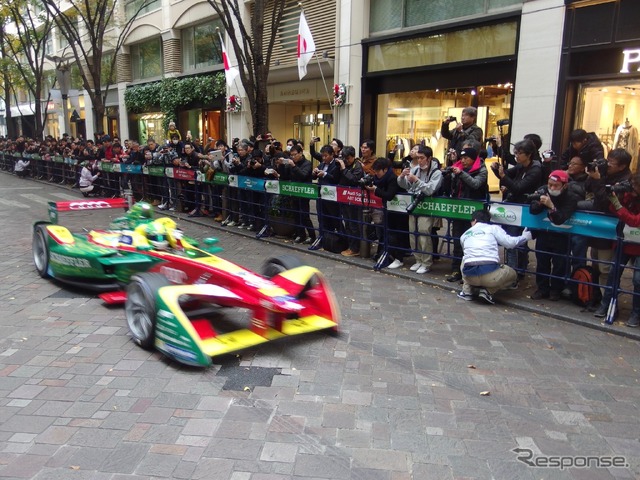 フォーミュラE東京丸の内デモラン(11月23日)