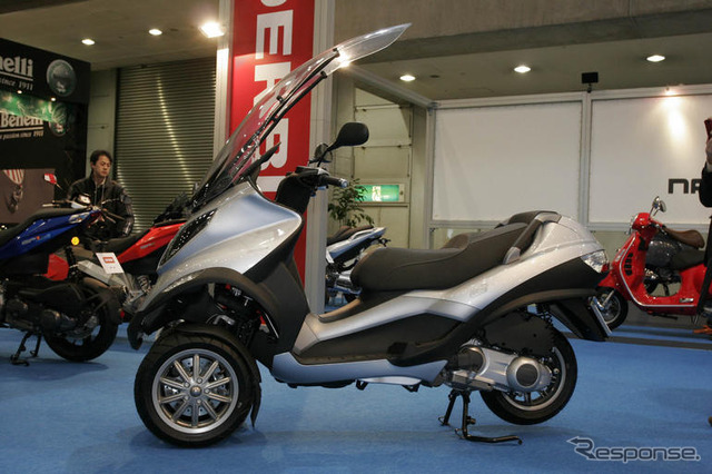 【東京モーターサイクルショー07】写真蔵…ピアジオ