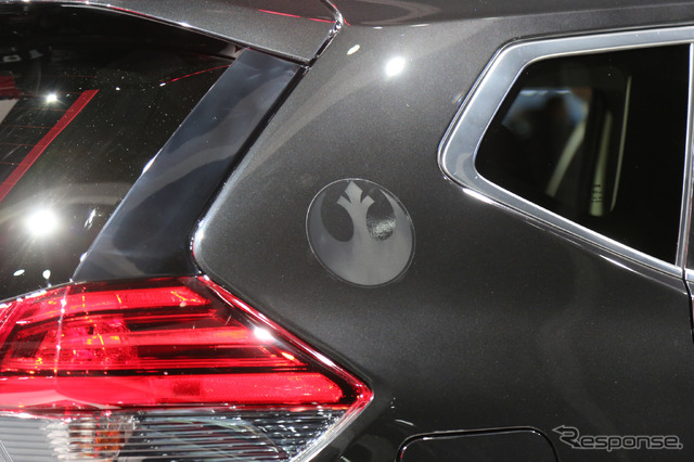日産 ローグ:ローグワン スター・ウォーズ リミテッドエディション(ロサンゼルスモーターショー16)