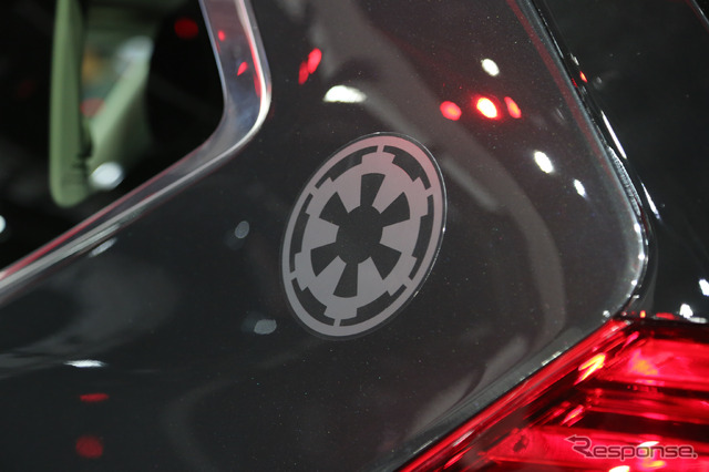 日産 ローグ:ローグワン スター・ウォーズ リミテッドエディション(ロサンゼルスモーターショー16)