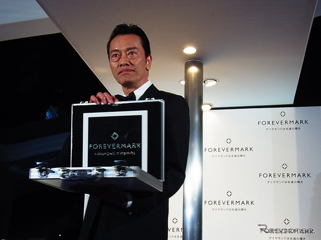 遠藤憲一(フォーエバーマーク新 CM発表イベント、11月24日)
