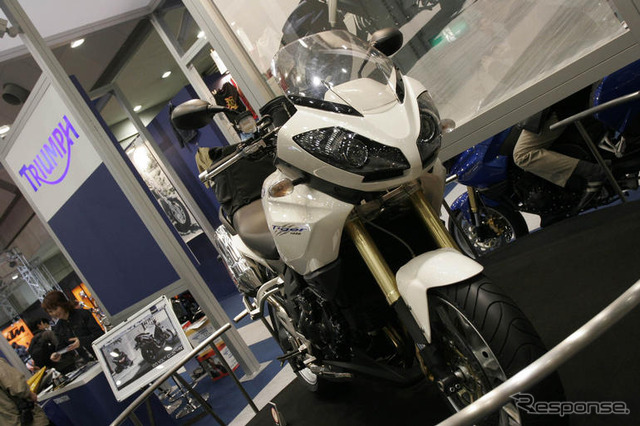 【東京モーターサイクルショー07】写真蔵…トライアンフ