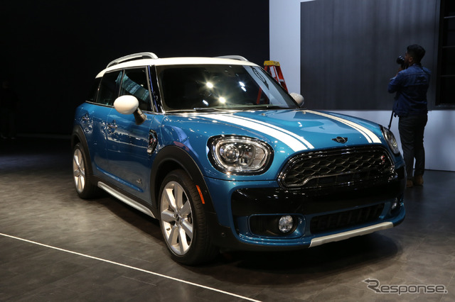 MINI クロスオーバー 新型(ロサンゼルスモーターショー16)