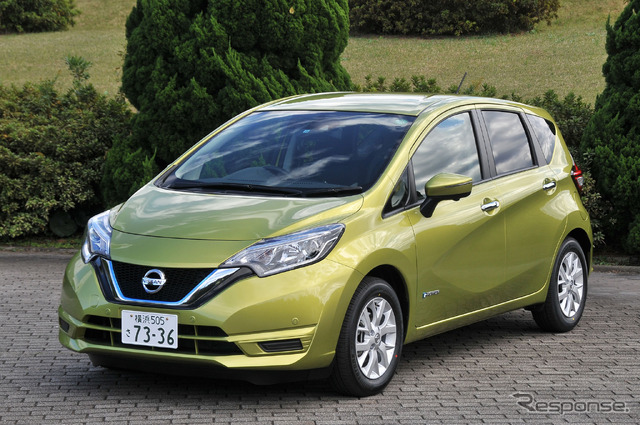日産ノートe-POWERメダリスト