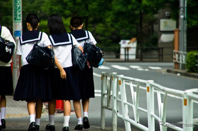 中学受験生の7割以上「年末年始も勉強」…学習場所は塾が最多