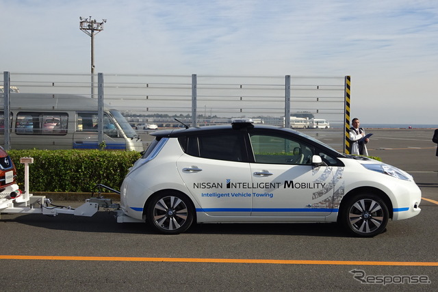 日産「インテリジェント・ビークル・トーイング」