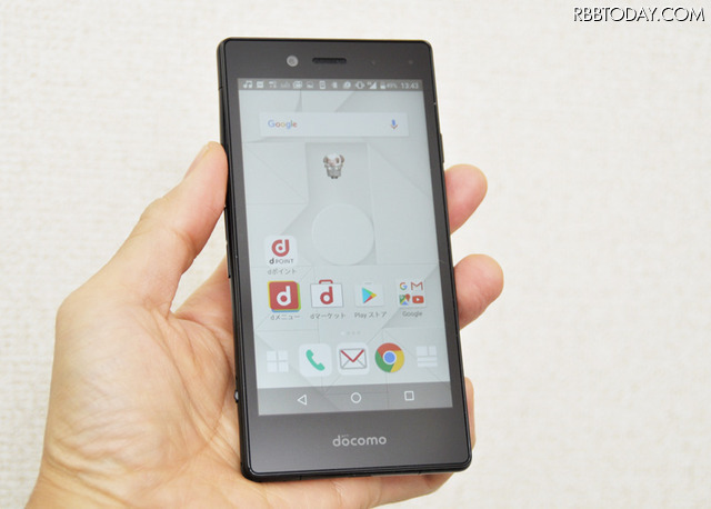 ドコモが2016年冬のラインナップとして発売する、お手頃価格のAndroidスマホ「MONO/MO-01J」