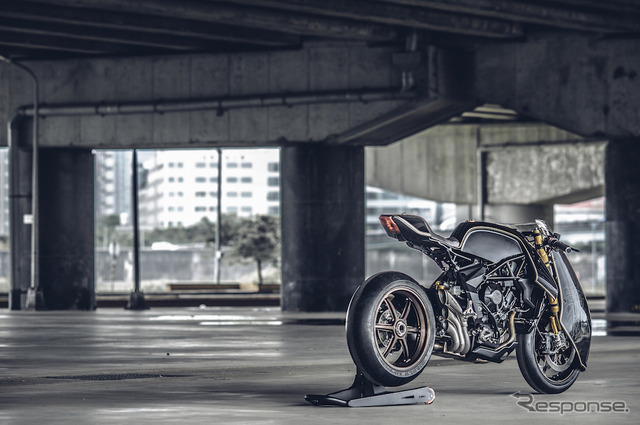 ROUGH CRAFTS『Ballistic Trident』、ベースモデルはMVアグスタ『ブルターレ800RR』。