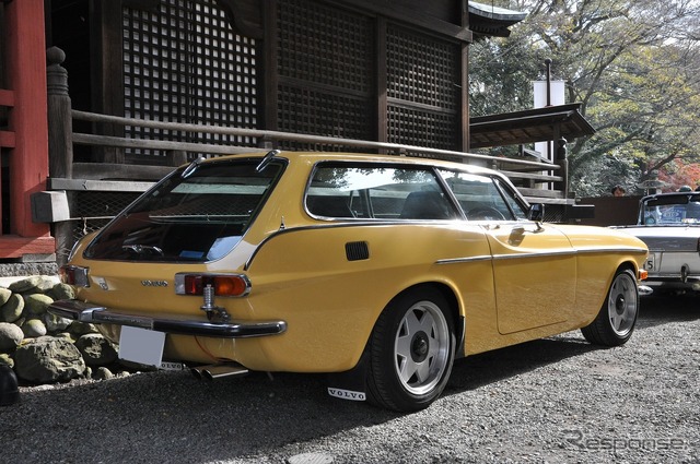 ボルボ P1800ES(1972年)