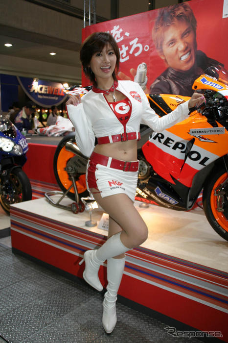 【東京モーターサイクルショー07】コンパニオン写真蔵…その20・NGK