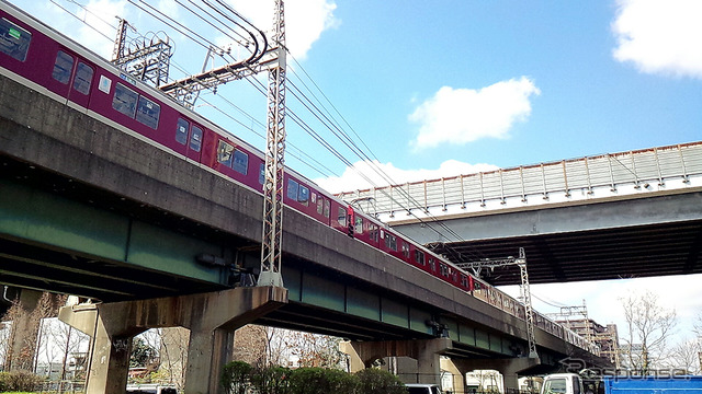 近鉄奈良線との交差部付近。瓜生堂駅(仮)ができる予定