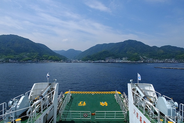 江田島 三高港が見えてきた(瀬戸内海汽船)