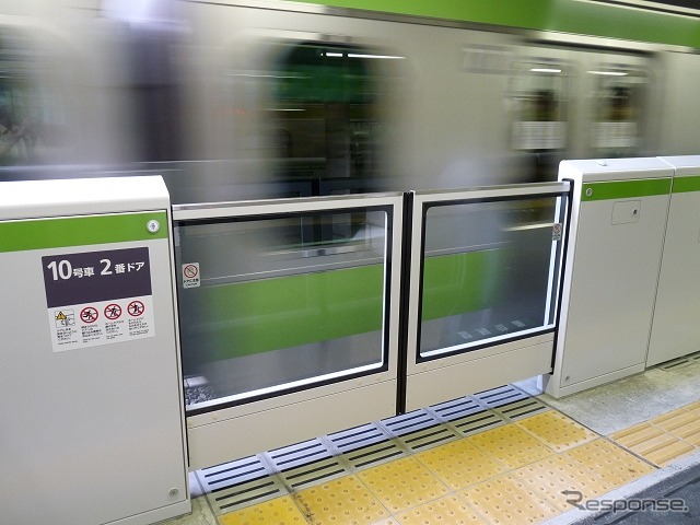 山手線では既に24駅でホームドアが設置されている。