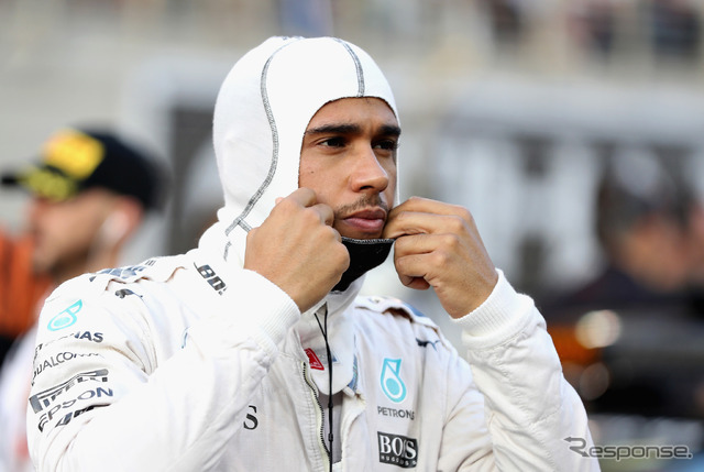 F1最終戦アブダビGP、2番手のロズベルグを抑え切ったものの、シーズン成績で逆転優勝はならなかったハミルトン。　(c) Getty Images