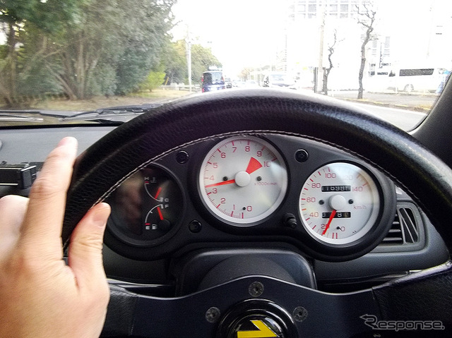 ワインディングから高速へ、自動車道から山道へ
