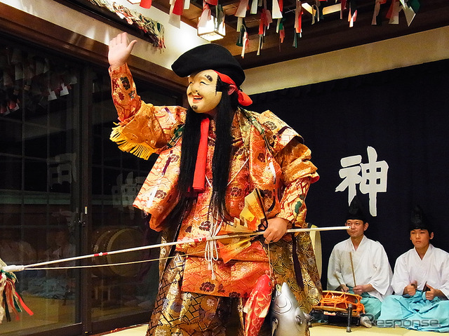 有福温泉神楽団による石見神楽「恵比須」(江津市・有福温泉湯の町神楽殿)