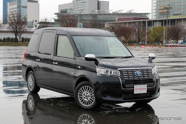 トヨタ次世代タクシー