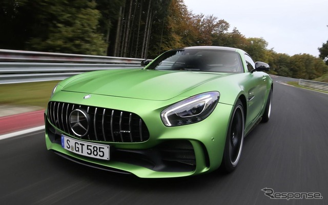 メルセデスAMG GT R